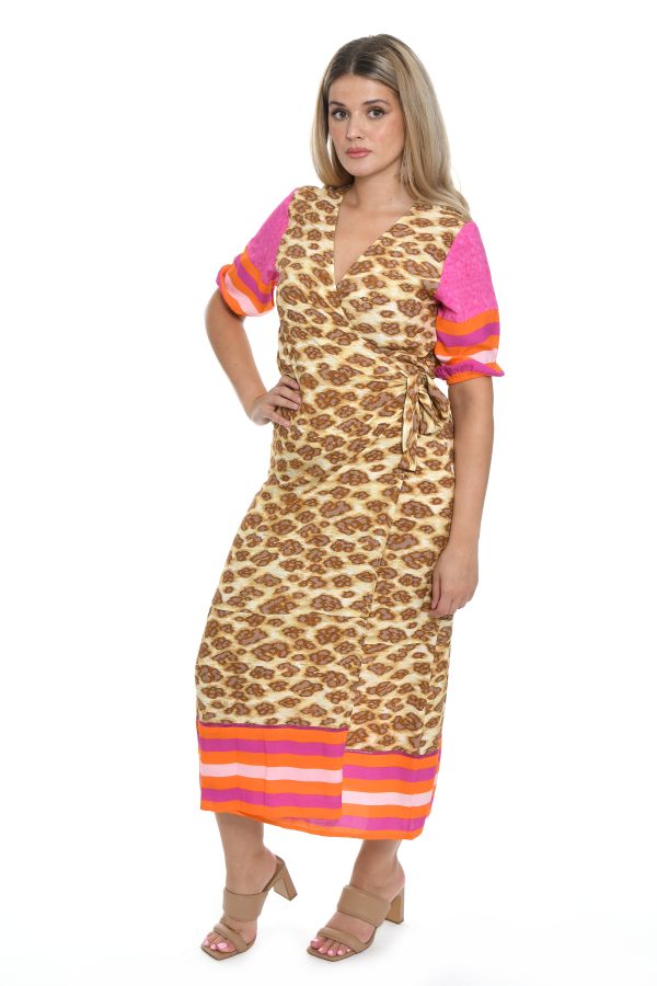 Wrapdress with border print