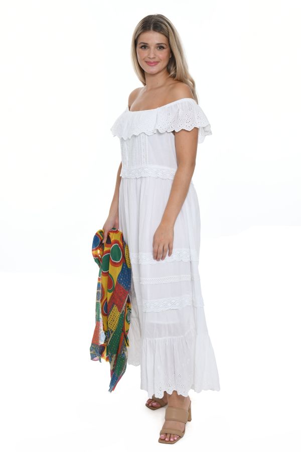 Long white Carmendress